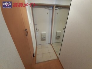 メゾンルミエールの物件内観写真